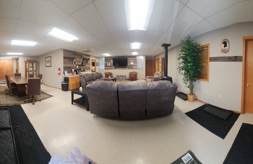 Aberdeen Cabin | Four main bedrooms with 6 optional sleeping rooms available! 4 Bathrooms!
