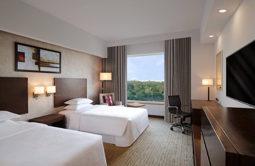 Clover Park Hotel | Four Points by Sheraton Hotel & Serviced Apartments, Pune