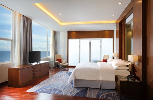 Manado City Centre Hotel | Four Points by Sheraton Manado