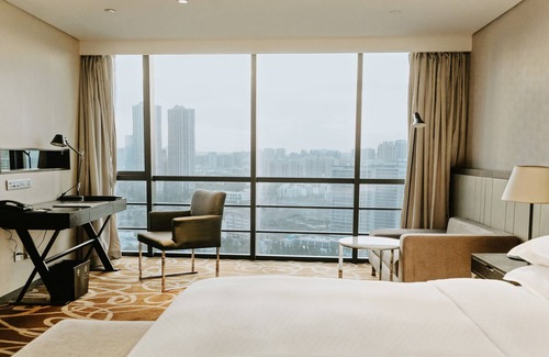 West Coast Hotel | Four Points by Sheraton Qingdao, West Coast
