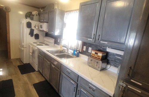 Bigfork Cabin | Four season fun, classic LAKEFRONT cabin for families!