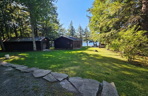 Embden House | Four-season waterfront family lake house on pristine Embden Lake