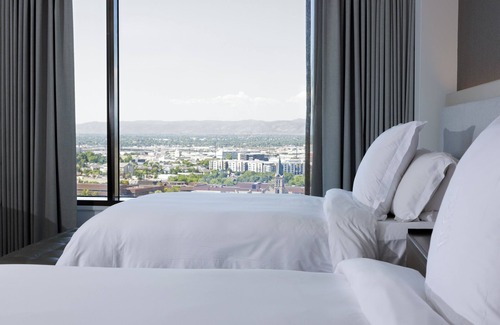 Downtown Denver Hotel | Four Seasons Hotel Denver