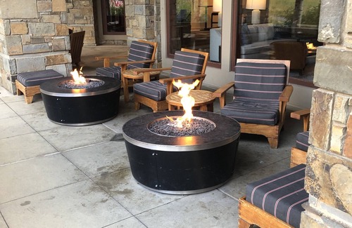 Teton Village Condo | Four Seasons Residence. 2 Bed/2.5 Bath. nAvailable Christmas, New Years 2025!