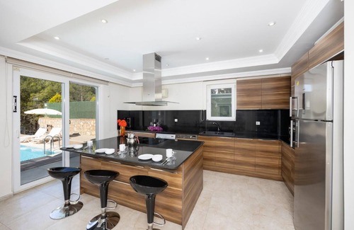 Oludeniz Villa | Four Seasons Villa - Four Bedroom Villa, Sleeps 8