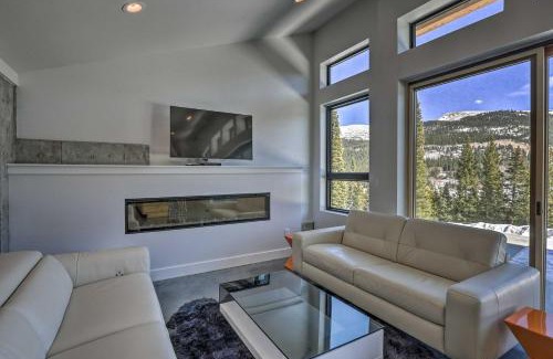 Alma House | Four Voices Home Mountain Views, 15 Mi to Breck