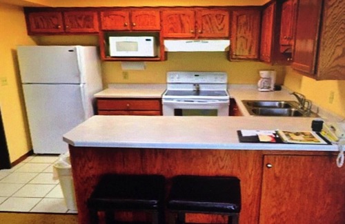 Mishicot Condo | Fox Hills Resort -A Golf Resort Close to Lake Michigan, Green Bay & Door County