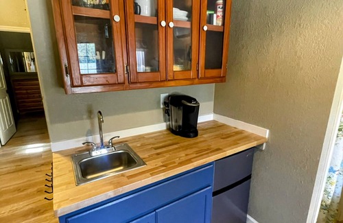 Lake Whitney House | Fox Kit Cabin