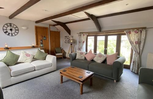 South Brent House | Foxglove Barn
