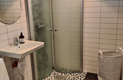 Helsingborg Apartment | Fräsch Källarlägenhet i Centrala Helsingborg