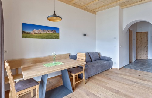 Barbiano Apartment | Frühaufhof holiday apartment Geisler