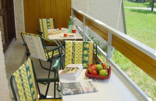 Autrans-Meaudre-en-Vercors Apartment | Cozy Apartment in Autrans, 6 Pers, Balcony, Near Ski & Village