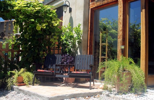 Escueillens-et-Saint-Just-de-Belengard Apartment | Rustic loft in rural village 25 minutes south of Carcassonne