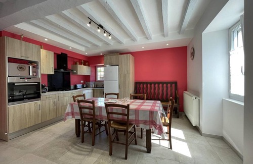 Moncayolle-Larrory-Mendibieu House | 136 m² Gîte ∙ 4 bedrooms ∙ 6 guests
