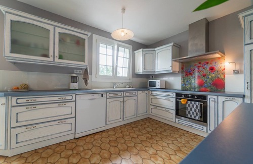 Saint-Georges-les-Baillargeaux House | Champ de Gain: family home with swimming pool 10 minutes from Futuroscope