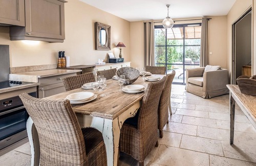 Saint-Laurent-de-la-Cabrerisse House | Amazing home in Saint-Laurent-de-la-Cabrerisse