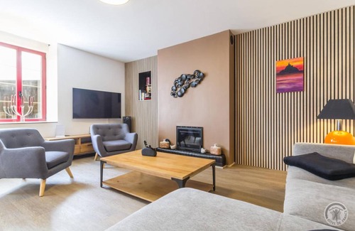 Saint-Laurent-de-Terregatte House | 110 m² Gîte ∙ 3 bedrooms ∙ 6 guests