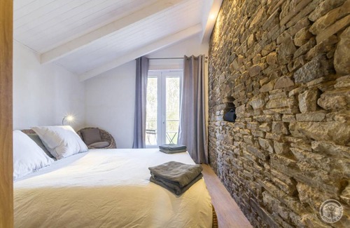 Saint-Laurent-de-Terregatte House | 110 m² Gîte ∙ 3 bedrooms ∙ 6 guests