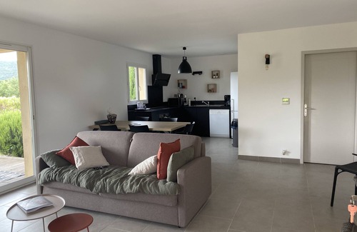 Pinarellu House | Mini villa in residence with swimming pool and janitor, beach on foot