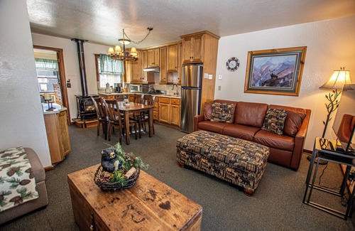 Tahoe Vista Cottage | Franciscan Lakeside # 29 by Hauserman Rental Group