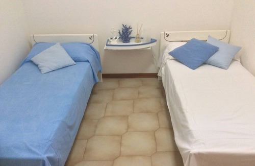 Torre Archirafi Villa | Franco's Green and Blue Villa