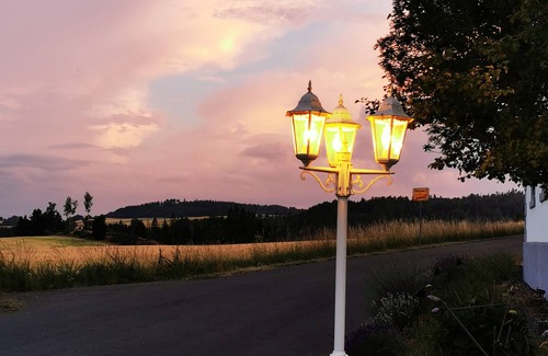 Presseck Apartment | Franconian forest farmhouse, modern apartment, own access, fully equipped!