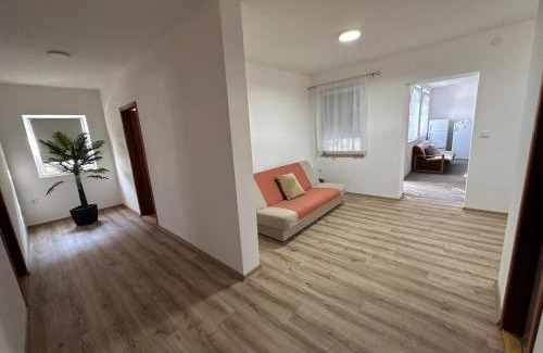 Vardomb Apartment | Frangipáni Vendégház