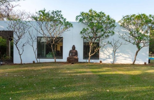 Chendhare House | Frangipani by Hireavilla-5br Lux Estate in Alibaug