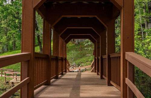 Waynesboro Cabin | Frank's Retreat Cherokee Rd
