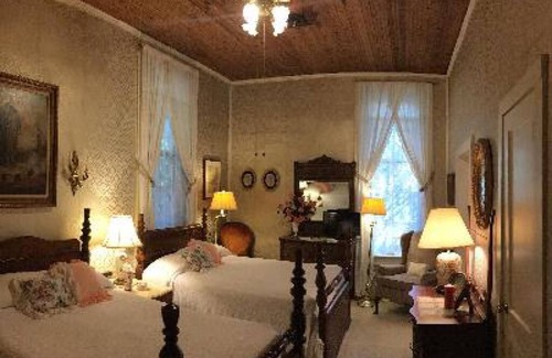 Franklin Bed & Breakfast | Franklin Terrace Bed and Breakfast