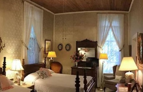Franklin Bed & Breakfast | Franklin Terrace Bed and Breakfast