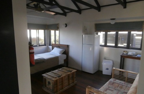 Happy Valley Hotel | Fraser Island Retreat