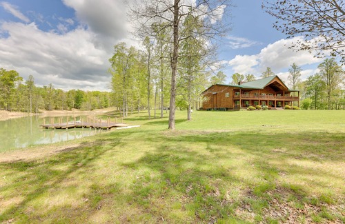 Fraziers Bottom Cabin | Fraziers Bottom Cabin on 800 Acres of Land w/Lake