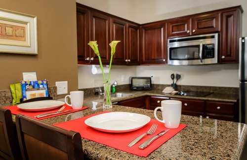 Webster Apartment | Free Breakfast + Outdoor Pool + Hot Tub | Modern Suite