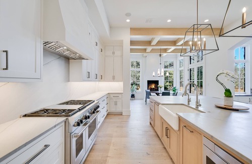 Timberline Terrace House | Free Night * I Above Allure I Downtown & Zilker l Pool&Spa I Family Fun