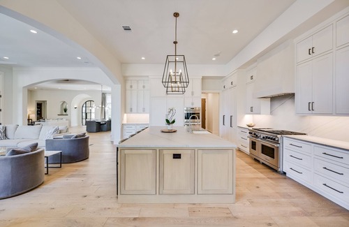Timberline Terrace House | Free Night * I Above Allure I Downtown & Zilker l Pool&Spa I Family Fun