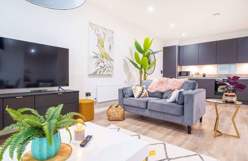 Manchester City Centre House | Free Parking Luxury Townhouse by City SuperHost