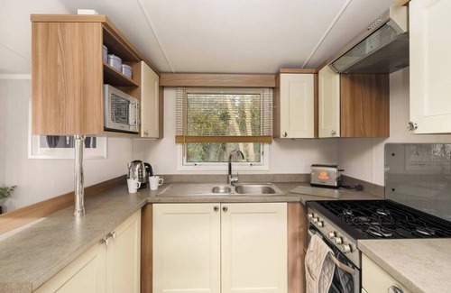 Prestonpans Apartment | Free STARLINK WIFI | Seton Sands Holiday Park