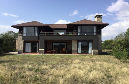 Nanyuki Apartment | Freedom in the wild - 5 bedroomed Apartments in the wild