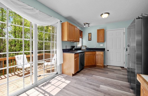McCutcheon Field House | Freedom's Stay - 3-bed/2.5 Bath in Quiet Jacksonville Neighborhood. Pet Friendly