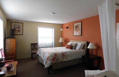 Southwestern Sacramento Hotel | Freeport Wine Country Inn