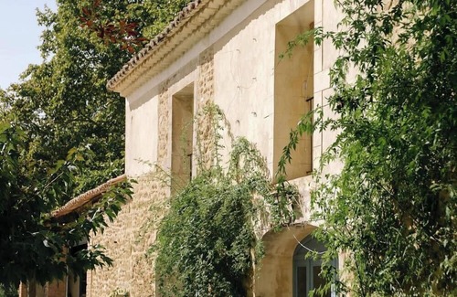 Althen-des-Paluds House | Freesia - Suite dans Mas Provençal du 18ème siècle