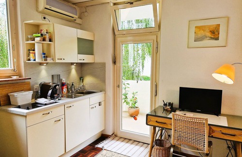 Littenweiler Apartment | Freiburg near the center - bright, quiet and cozy