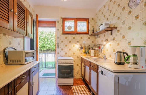 Comero House | Freistehendes 4½-zimmer-haus mit 3 Terrassen und Wundervoller Seesicht