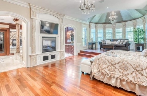 Springbank Hill House | French Château w/Swim Spa & Theatre: 11,700 sqft
