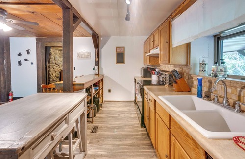 French Lick Cabin | French Lick Getaway w/Deck, Grill & Fire Pit!