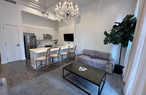 Central Business District Apartment | French Quarter LocationJimmy's on Canal St.Ste 3