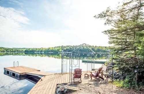 Alban Cottage | French River family friendly, boat friendly, close to ammenties cottage