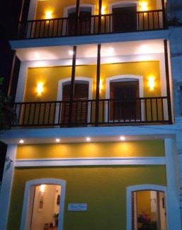 White Town House | FRENCH RIVERA Heritage Boutique Villa