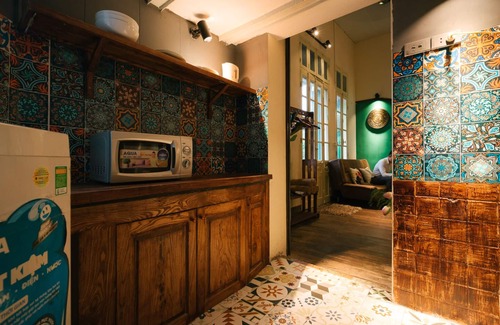 Hoan Kiem Villa | French Villa.2BR.Old Quarter. Huge Balcony.BBQ garden